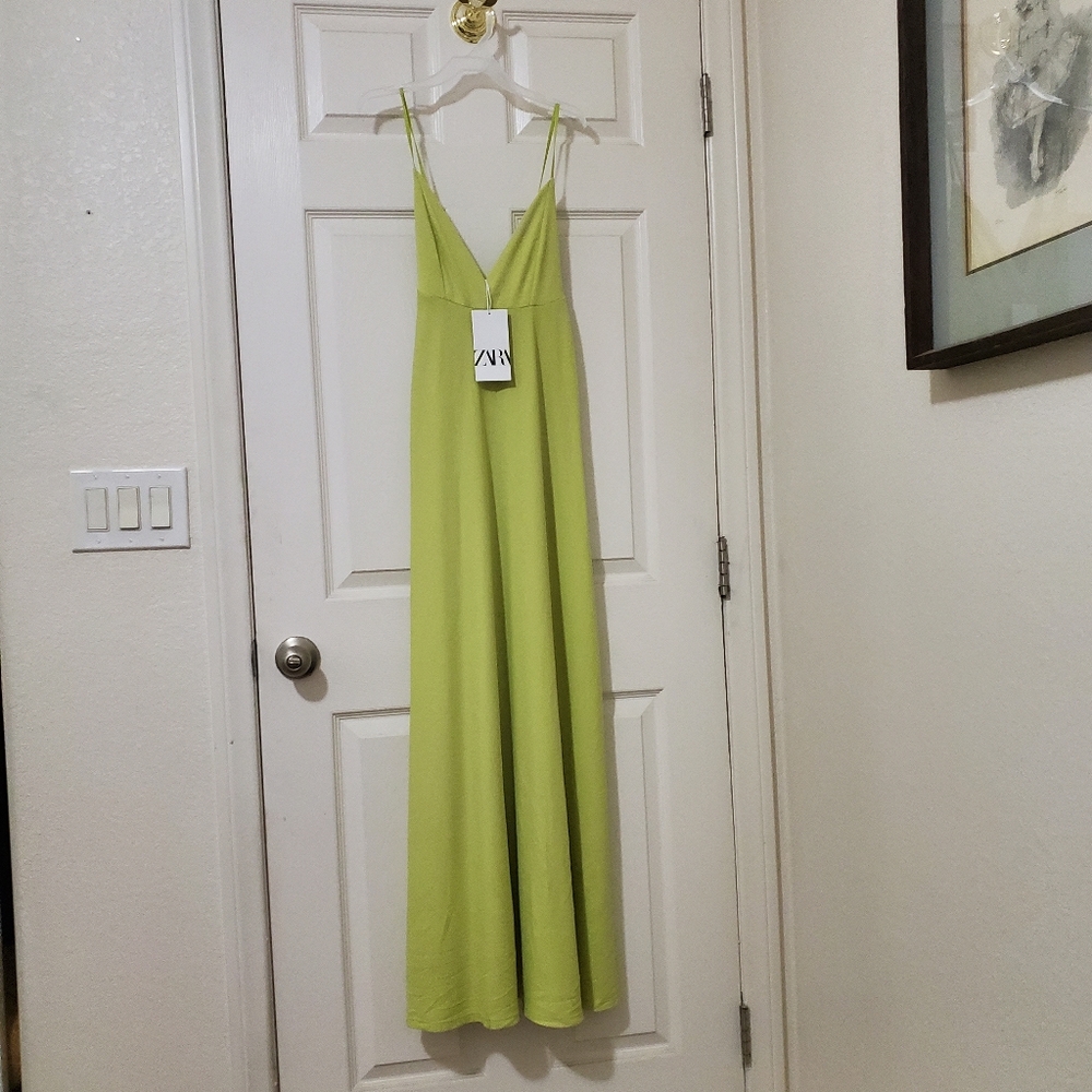 Zara Dress - Picture 2 of 14
